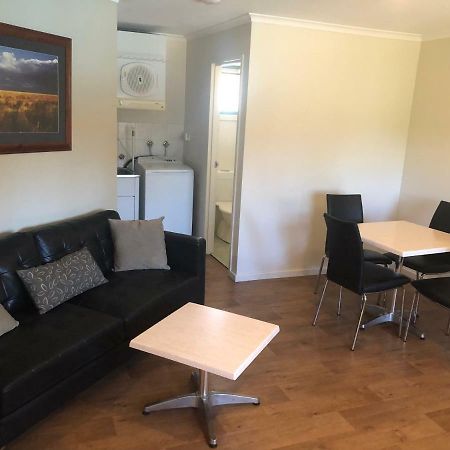 Latitude20 Karratha Apartments Экстерьер фото